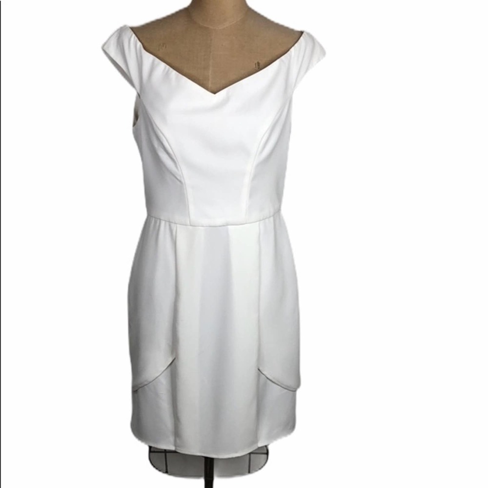 NWT Adelyn Rae off shoulder cap sleeve layered dress Sz M
